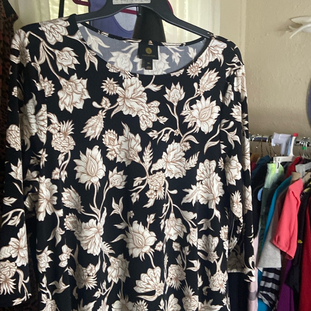 2 Piece  JM Collection